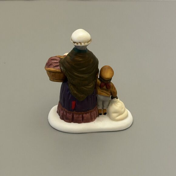 Dept 56 Heritage Village Potobello Road Peddlers Accessory #5828-9 Retired - Picture 4 of 15